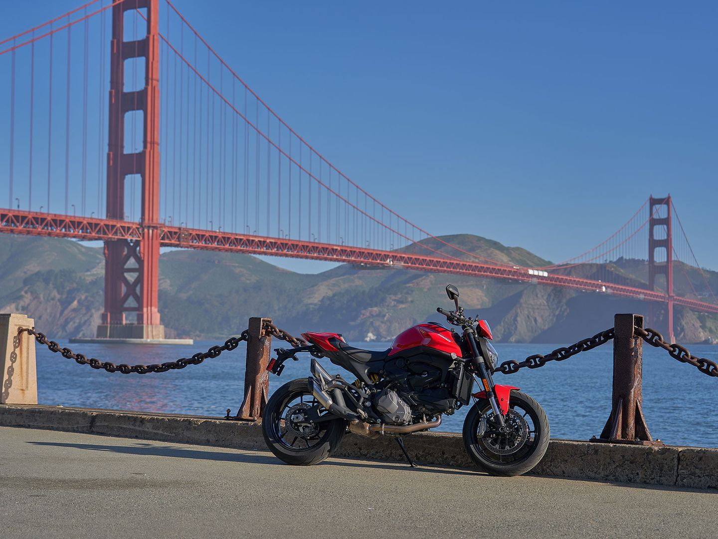 Giá xe Ducati Monster 2021