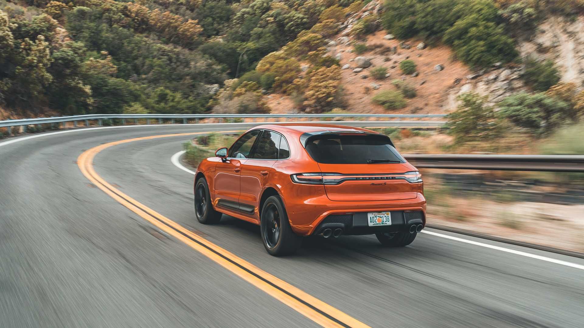 2022 Porsche Macan S