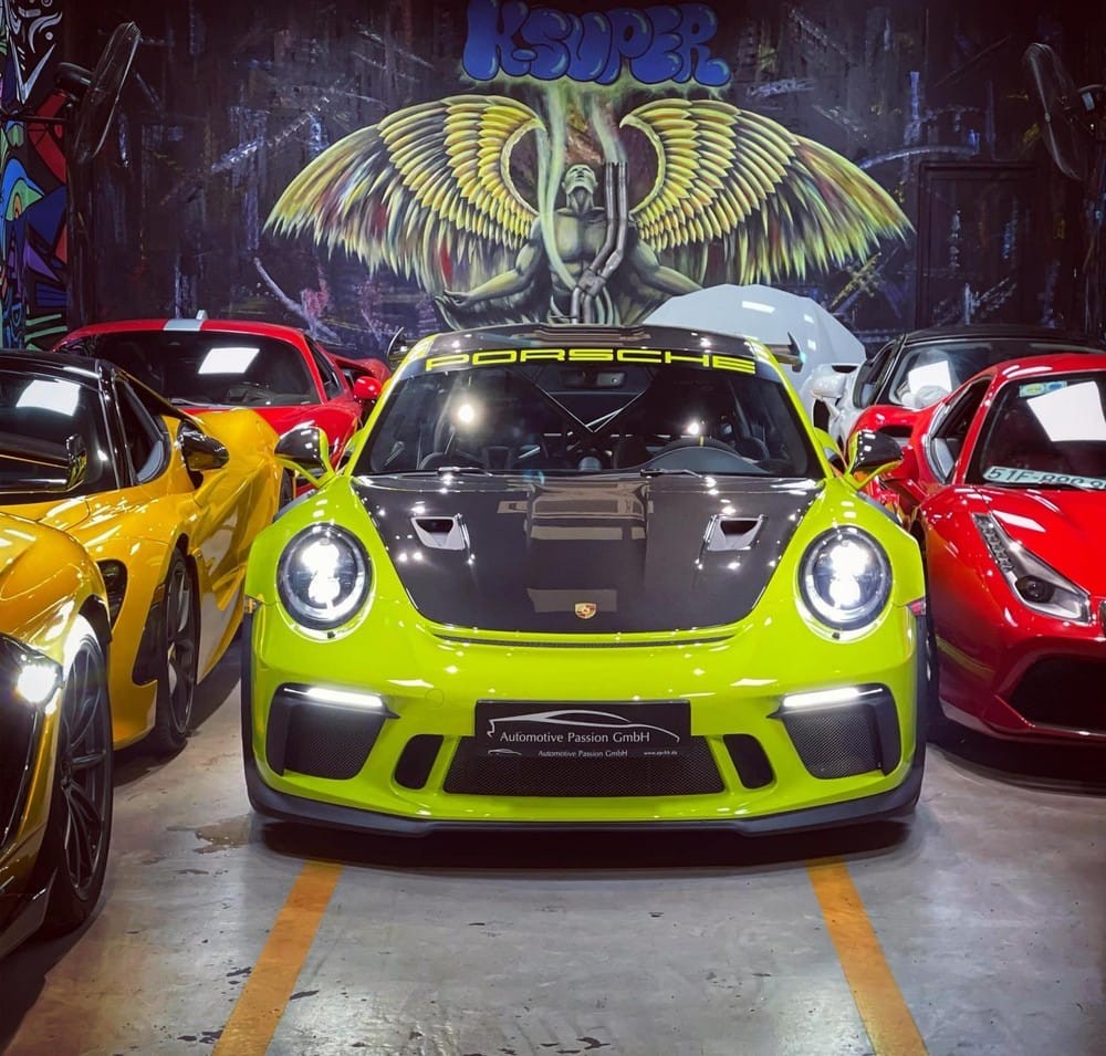 Siêu xe Porsche 911 GT3 RS Weisach Package độc nhất Việt Nam đỗ cùng các 