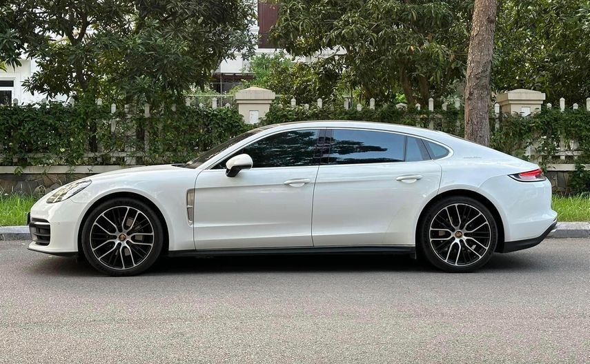 Bán Porsche Panamera 4 executive siêu lướt