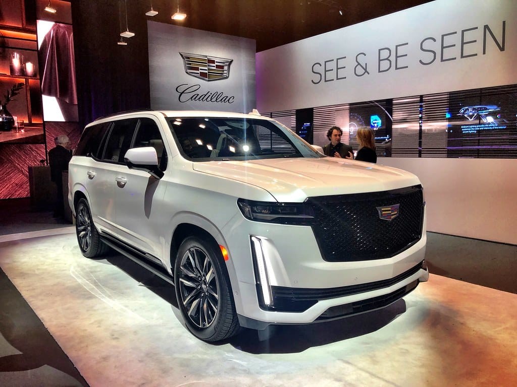 CADILLAC ESCALADE ESV PLATINUM 2021