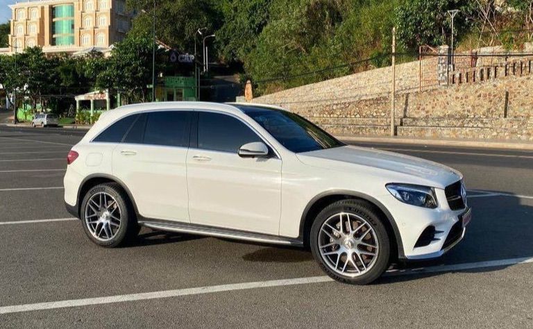 Bán Mercedes GLC 300 SX 2019