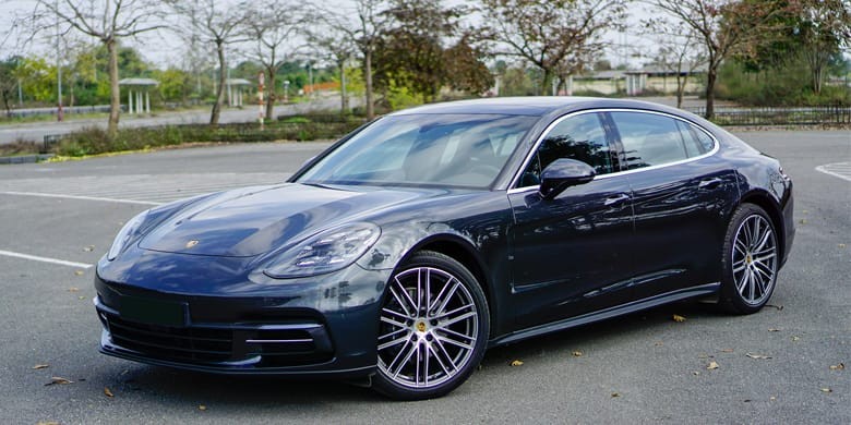 7. Porsche Panamera