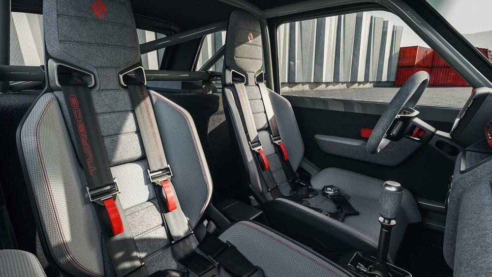 Renault 5 Turbo 3 ra mắt trong dạng xe phục chế, thiết kế ấn tượng và mạnh 400 mã lực