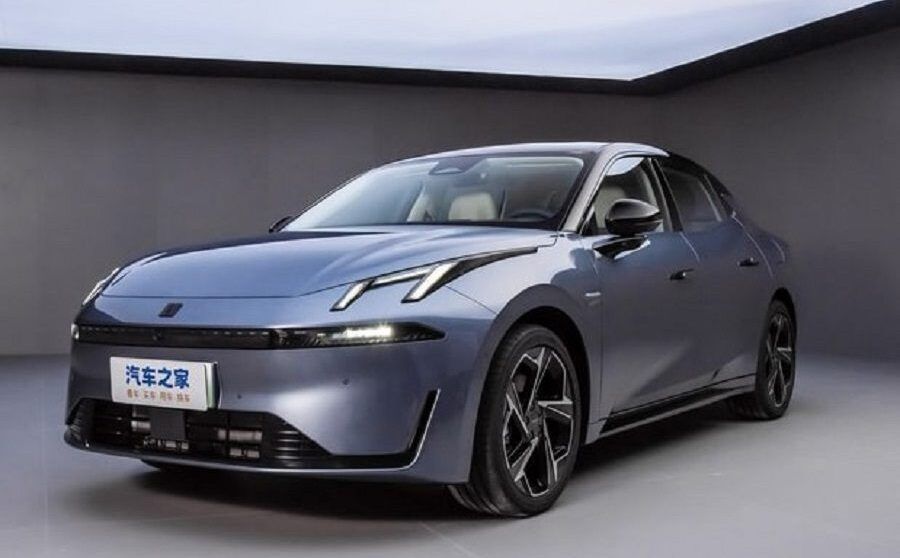 Lynk & Co 07 EM-P
