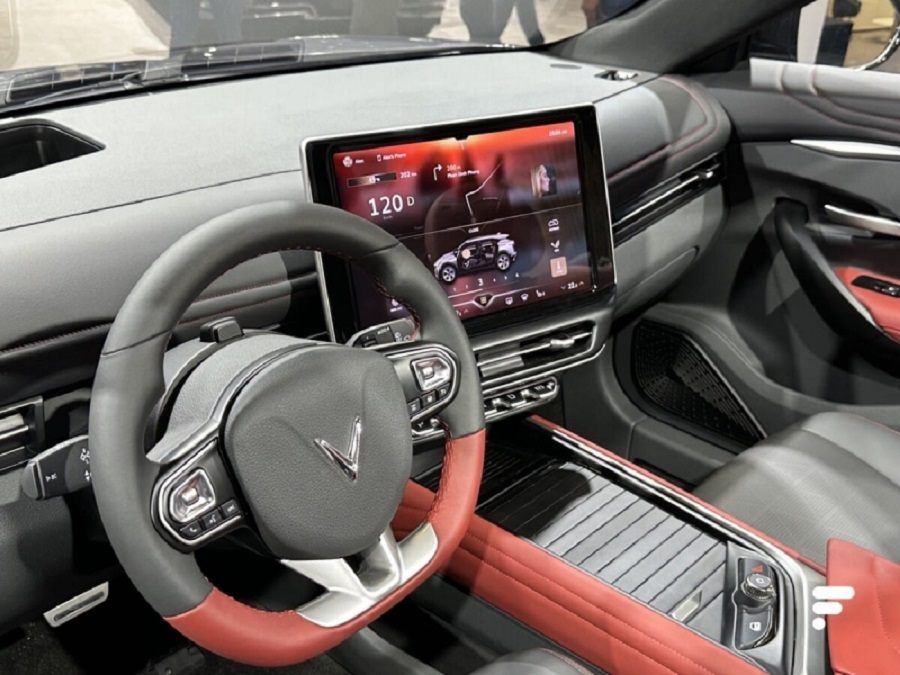 VinFast VF7