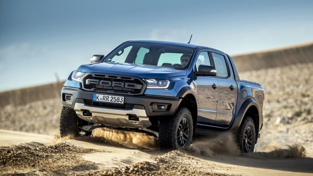 Giá lăn bánh Ford Ranger Raptor tháng 1/2021