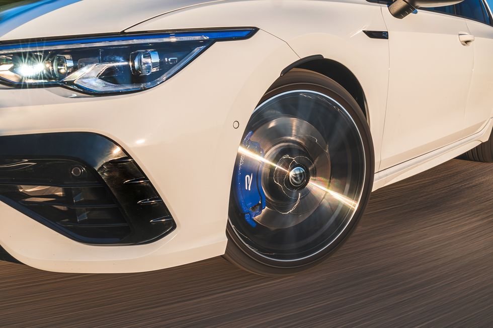 Thông số Volkswagen Golf R 2022