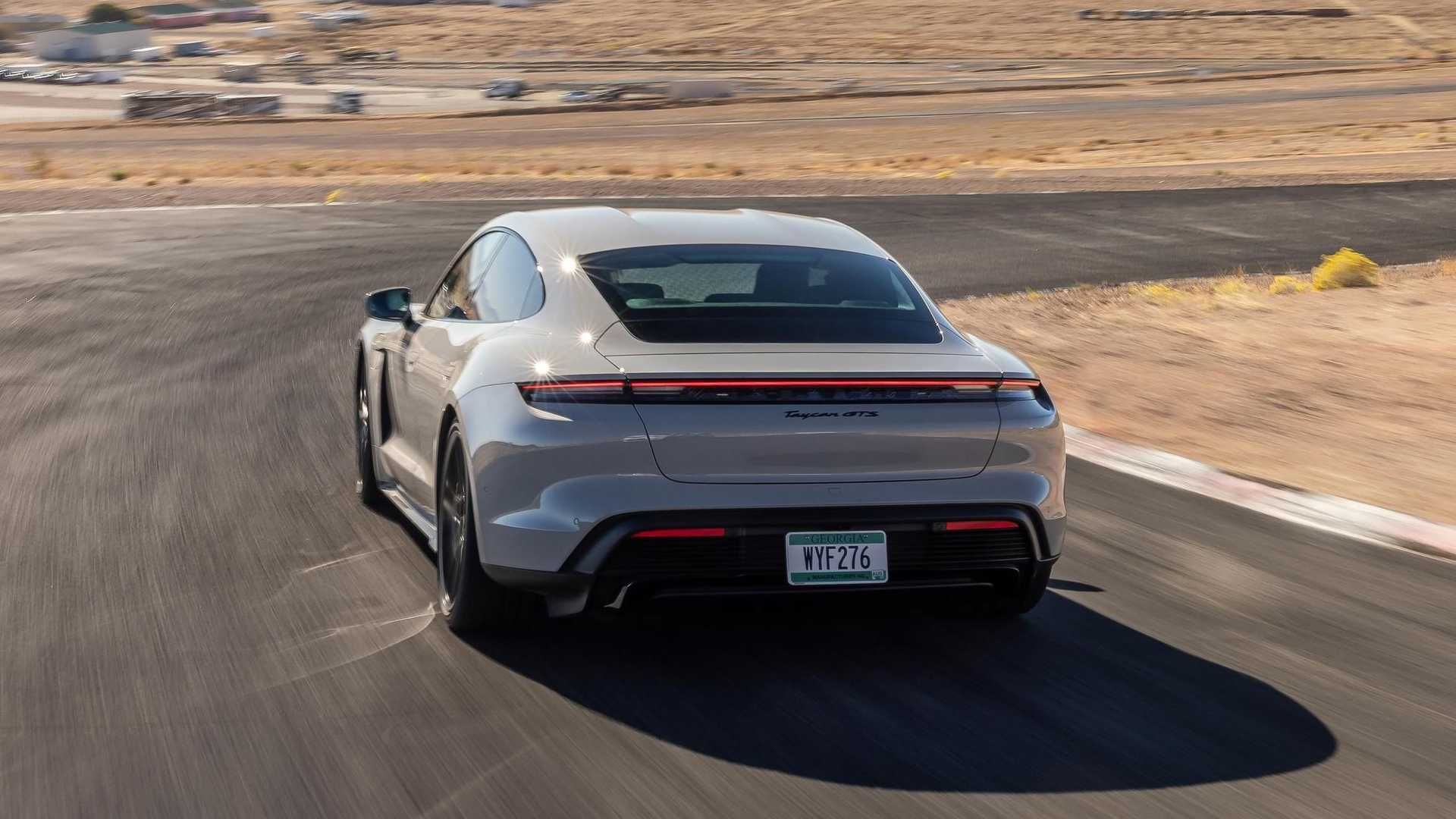 Thông số Porsche Taycan GTS 2022