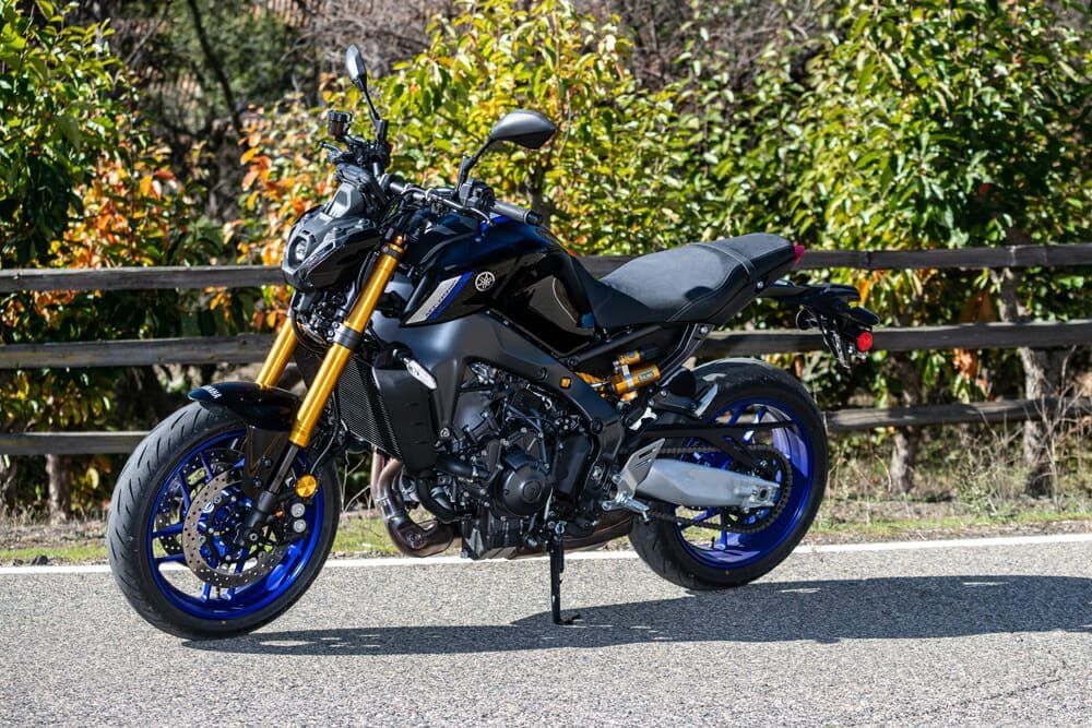 Giá xe Yamaha MT-09 SP 2021