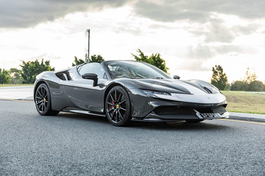 Ferrari SF90 Stradale / Spider