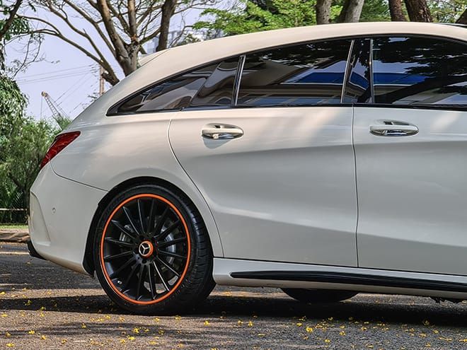 Mercedes-Benz CLA 45 AMG Shooting Brake -6