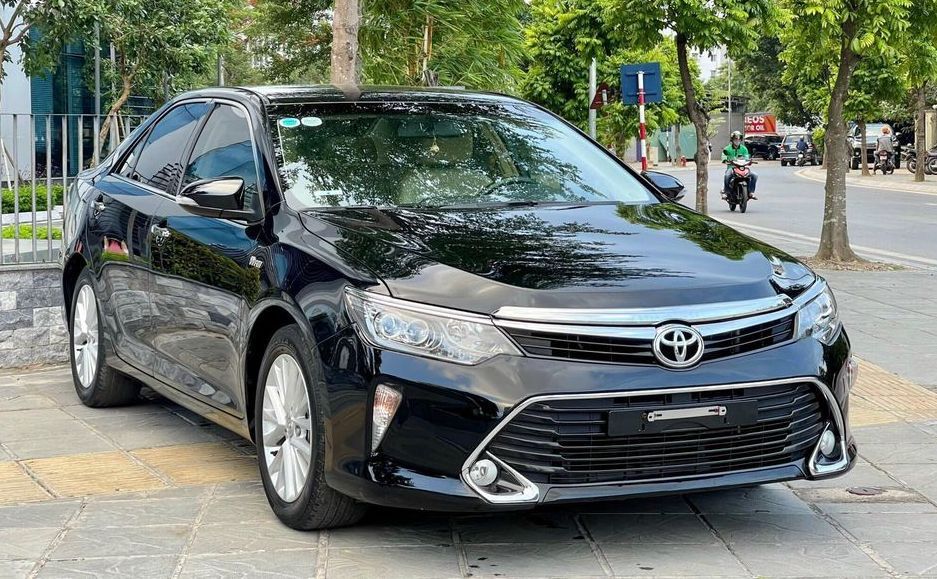 Bán Camry 2017 2.0 E cũ