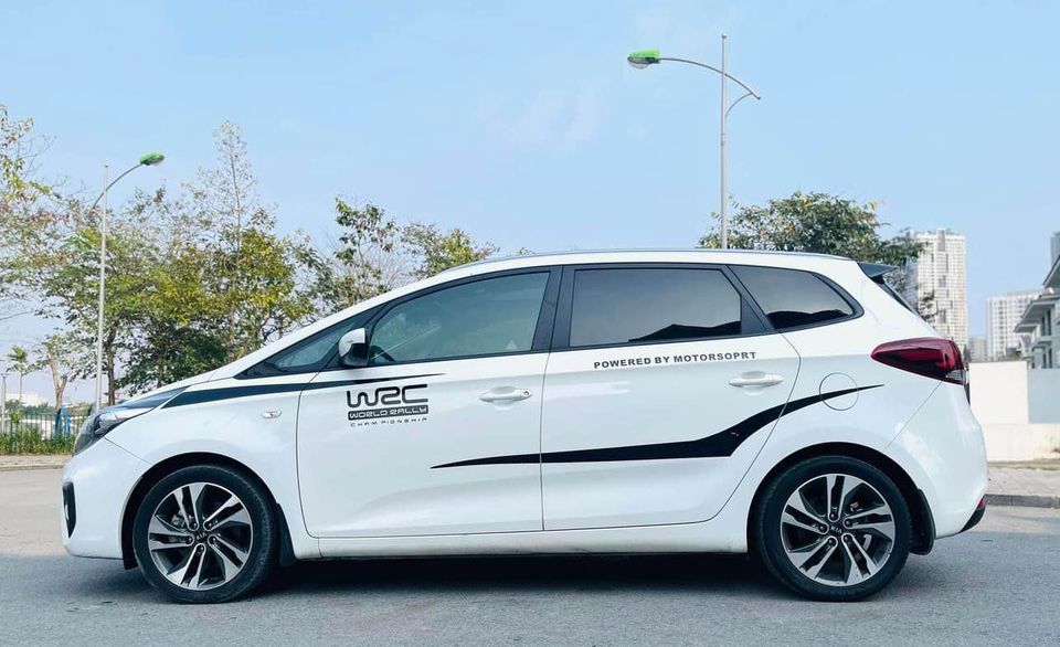 Kia Rondo 2018 MT 2.0