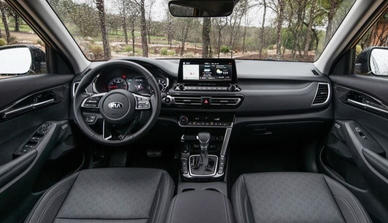 Về bảng táp lô Kia Seltos 2020